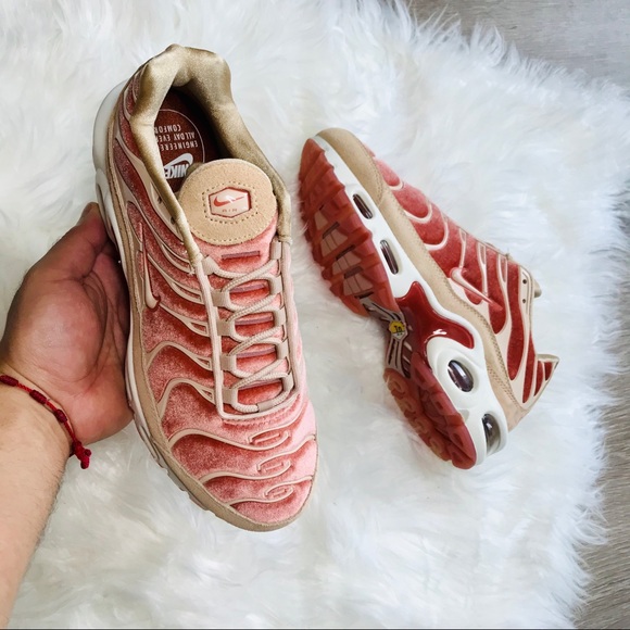 😍Nike Air Max Plus “Suede” - Picture 2 of 8